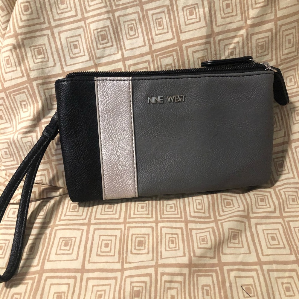 Nine West wristlet